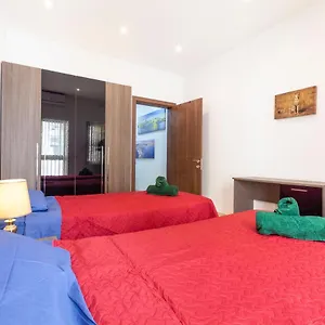  Appartamento Pc3- Centrally Located Apt-close To